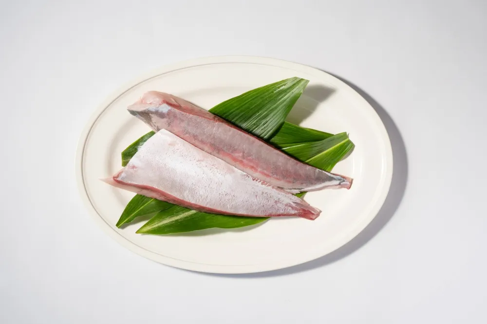 冷蔵　皮無し ロイン (背腹計4p) 約2.0kg